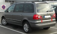 Seat Alhambra 1996–2010 Nerezová lišta na hranu víka kufru fotografie 1