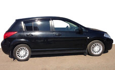 Nissan Tiida 2004–2011 Okenní deflektory HB (4 ks, ANV) fotografie 1