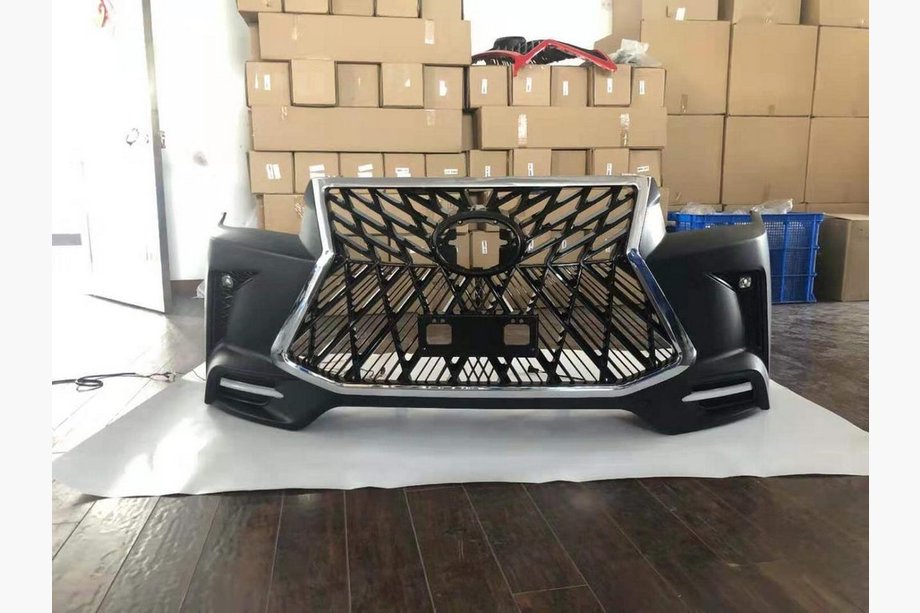Toyota Hilux 2015– Přední nárazník Lexus design V1 (pro 2015-2020) Image