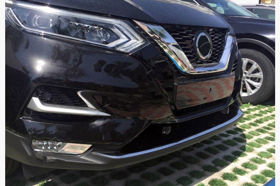Nissan Qashqai 2014–2021 Nerezová ochranná lišta na přední nárazník (2017↗︎) Fotografie 5