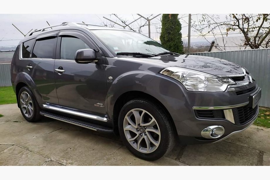 Peugeot 4007 2007–2013 Boční prahy Bosphorus Grey (2 ks, hliník) Image