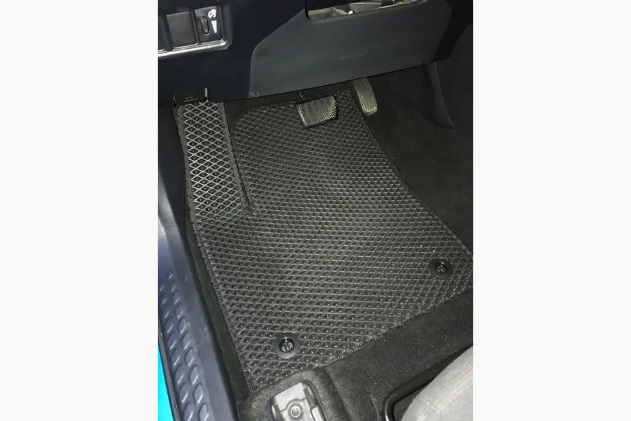 Toyota C-HR 2016–2023 EVA autokoberce (černé) Image