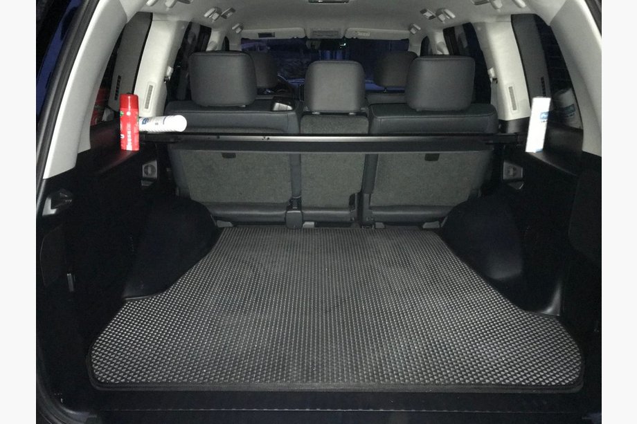 Lexus LX570/450d 2008–2022 Vana do kufru V-1 (EVA, 5 míst, černá) Image