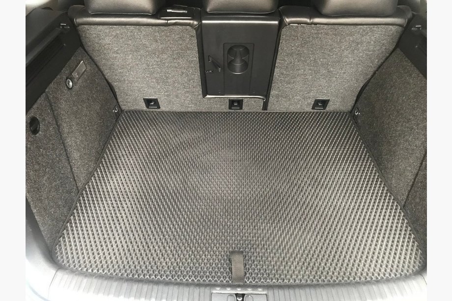 Volkswagen Tiguan 2007–2016 Koberec do kufru (EVA, černý) Image