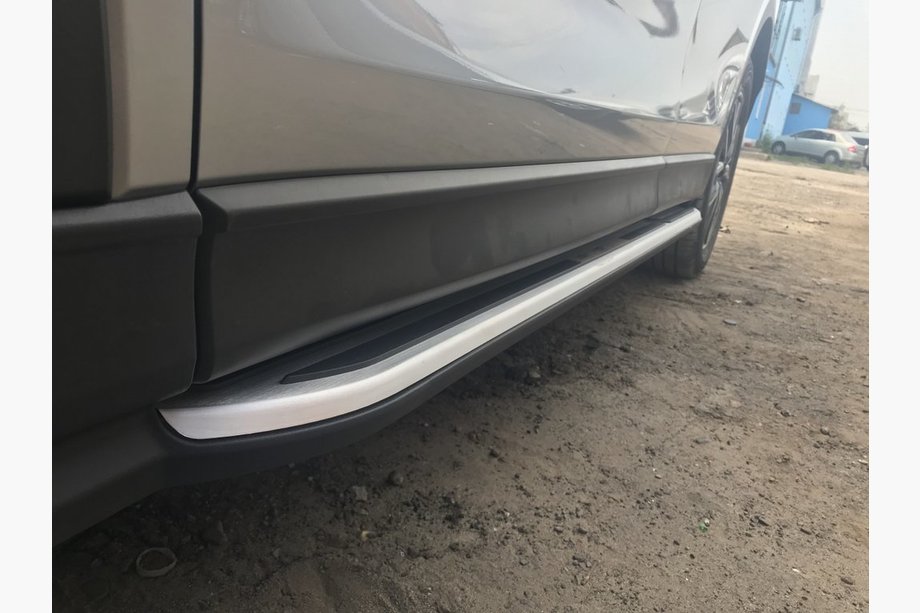 Mazda CX-9 2017– Boční prahy originál (2 ks) Image