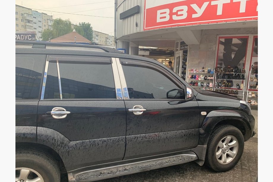 Toyota Land Cruiser Prado 120 2002–2009 Lišty na sloupky dveří (8 ks, nerez) Image