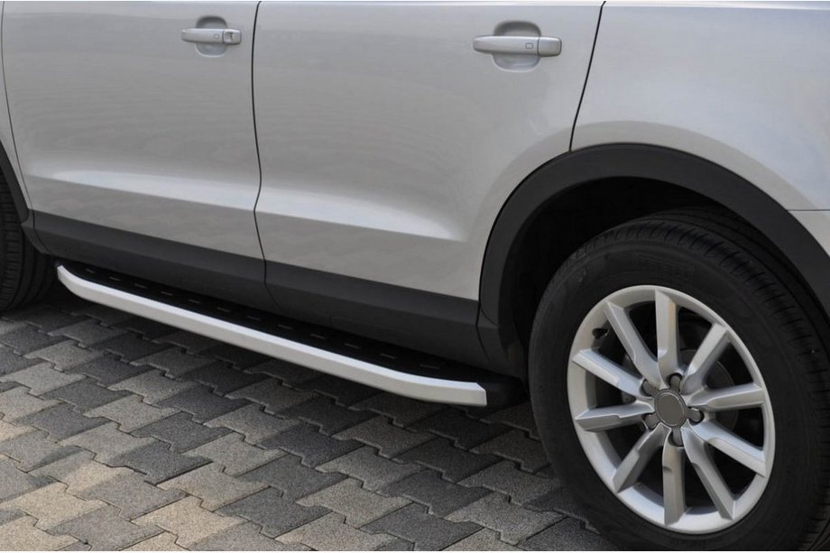 Audi Q3 2011–2019 Boční nášlapy Fullmond (2 ks, hliník) Image