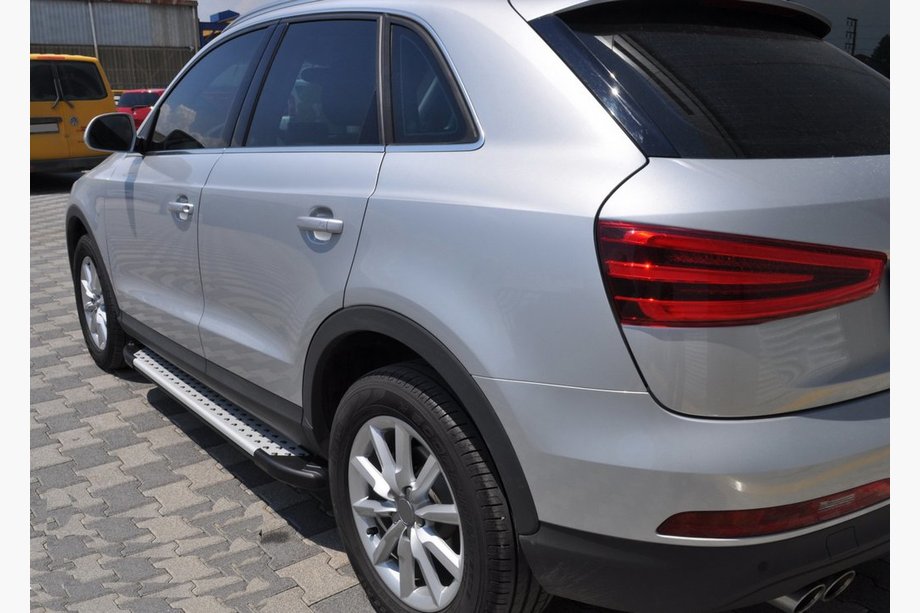 Audi Q3 2011–2019 Boční nášlapy Allmond (2 ks, hliník) Image