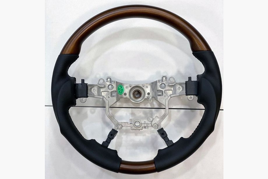 Toyota Land Cruiser 200 2007–2021 Volant – pouze věnec (anatomický, světlé dřevo) Image