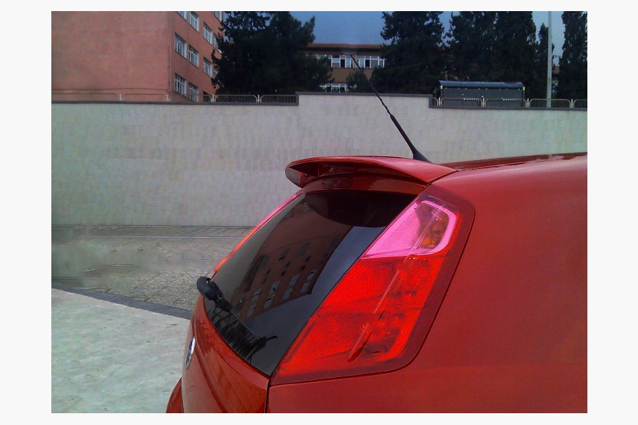 Fiat Punto Grande/EVO 2006–2018 Spoiler Anatomik (2006-2010, k lakování) Image