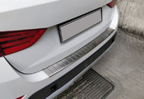 BMW X1 E84 2009–2015 Ochranná lišta na zadní nárazník OmsaLine (nerez) fotografie 3