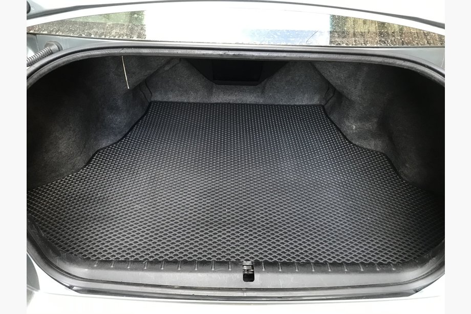 Mitsubishi Galant 2003–2012 Koberec do kufru (EVA, černý) Image