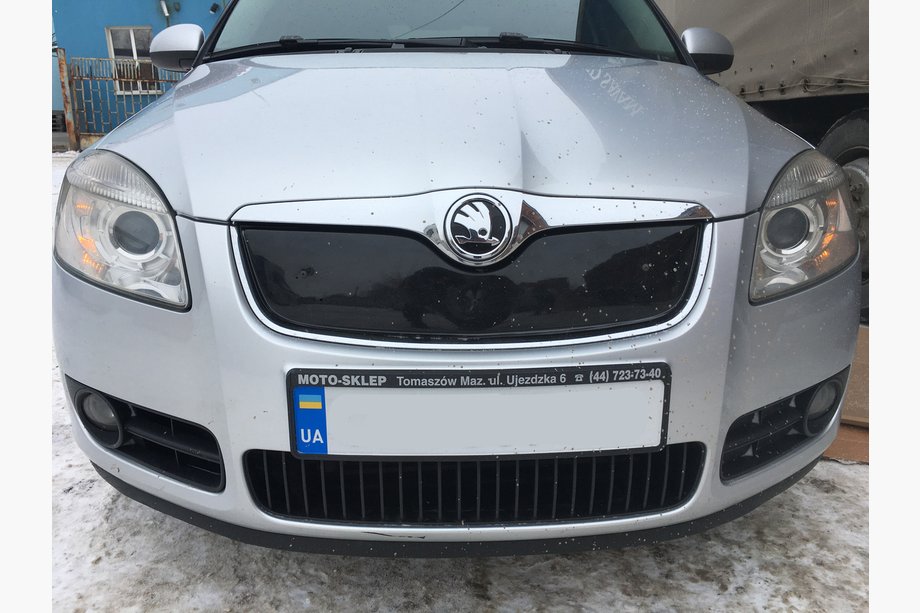 Skoda Roomster 2006–2015 Zimní kryt přední masky (2007-2010, horní) Image