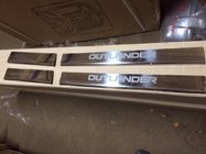Mitsubishi Outlander 2006–2012 VÝPRODEJ!!! Kryty prahů dveří (4 ks, nerez) fotografie 1