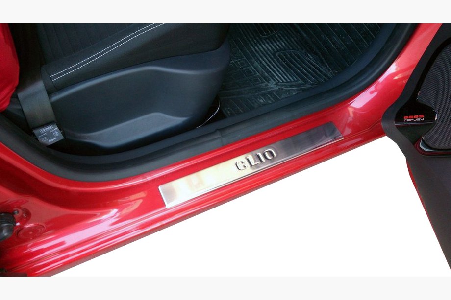Renault Clio IV 2012–2019 Nerezové kryty prahů OmsaLine (4 ks) Image