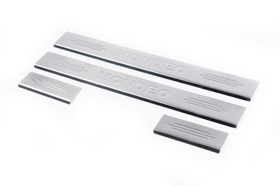 Ford Mondeo 2008–2014 Nerezové kryty prahů CARMOS (4 ks) Image