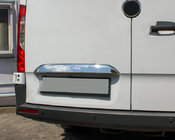 Mercedes Sprinter W907/W910 2018– Chromová lišta nad SPZ (nerez) Carmos - turecká ocel fotografie 1