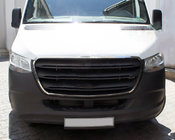 Mercedes Sprinter W907/W910 2018– Rámeček masky chladiče (4 ks) fotografie 1