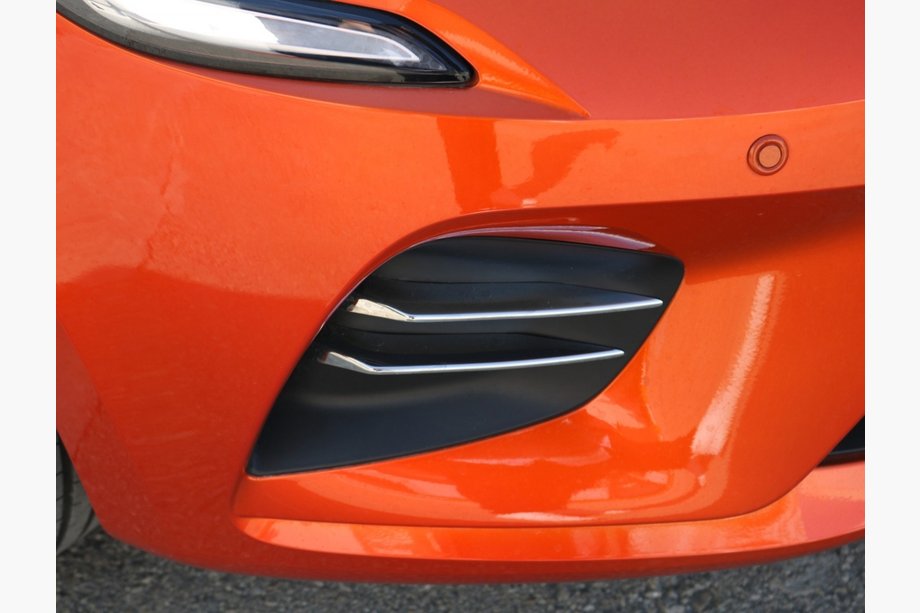 Renault Clio V 2019– Ozdobné rámečky mlhových světel (4 ks, nerez) Image