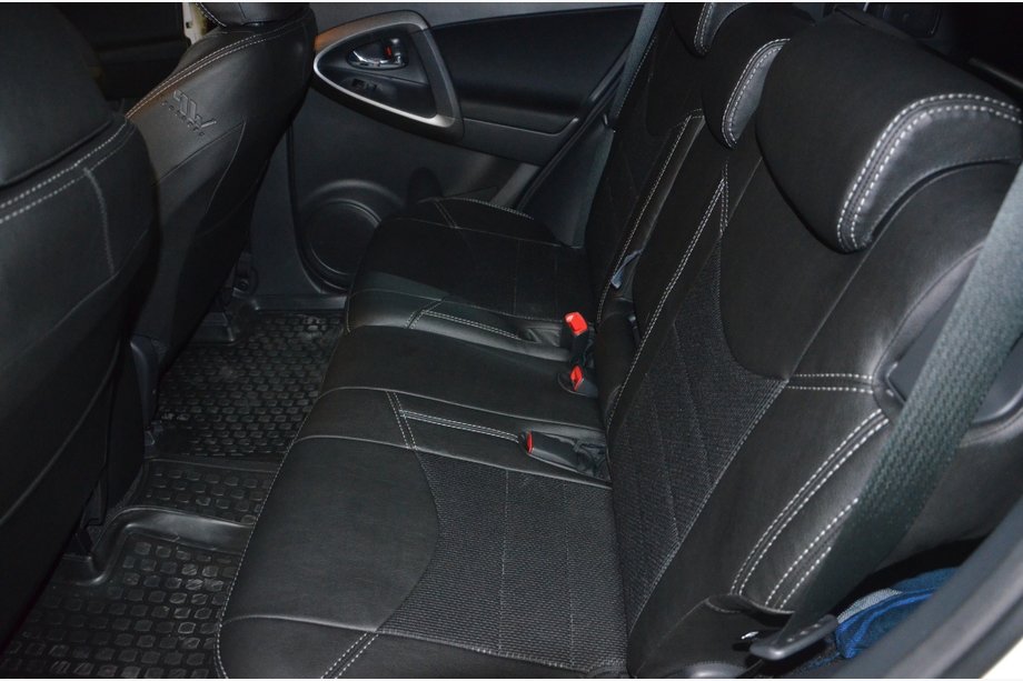 Toyota Rav 4 2006–2013 Autopotahy SoyuzAuto Dynamic Image