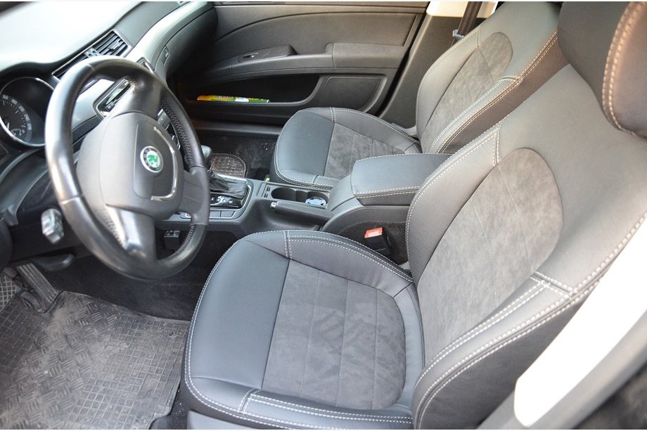 Skoda Superb 2009–2015 Autopotahy (2008-2013, koženka/Alcantara, Elite) Image