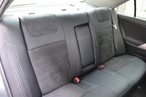 Toyota Camry 2006–2011 Autopotahy (koženka – náhrada Alcantary, Elite) fotografie 7