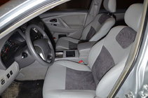 Toyota Camry 2006–2011 Autopotahy (koženka – náhrada Alcantary, Elite) fotografie 6