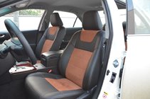 Toyota Camry 2011–2017 Autopotahy (koženka – náhrada alcantary, Elite) fotografie 6
