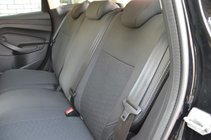 Ford Kuga/Escape 2013–2019 Autopotahy (látka↗eko kůže, Premium) fotografie 3
