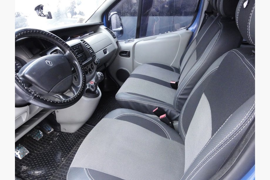 Opel Vivaro 2001–2015 Přední 2+1 a zadní sedadla Image
