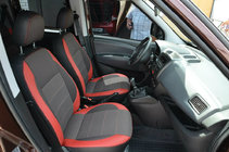 Fiat Doblo II 2010–2022 Prémiové autopotahy (kombinované, kompletní sada do interiéru) fotografie 1