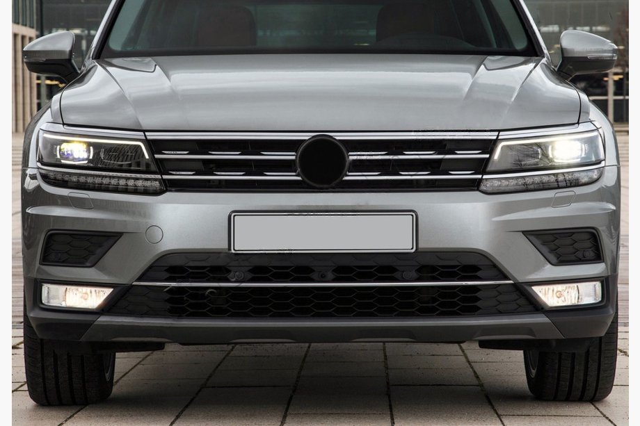 Volkswagen Tiguan 2016–2023 Ochranná nerezová lišta na přední nárazník 2016-2020 Image