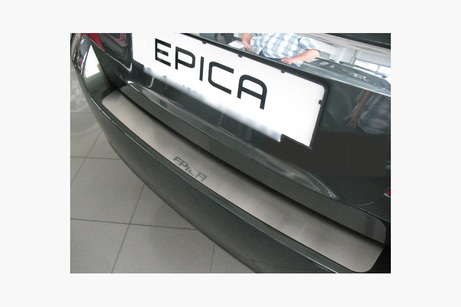 Chevrolet Epica 2006–2014 Nerezová lišta zadního nárazníku Natanika Image