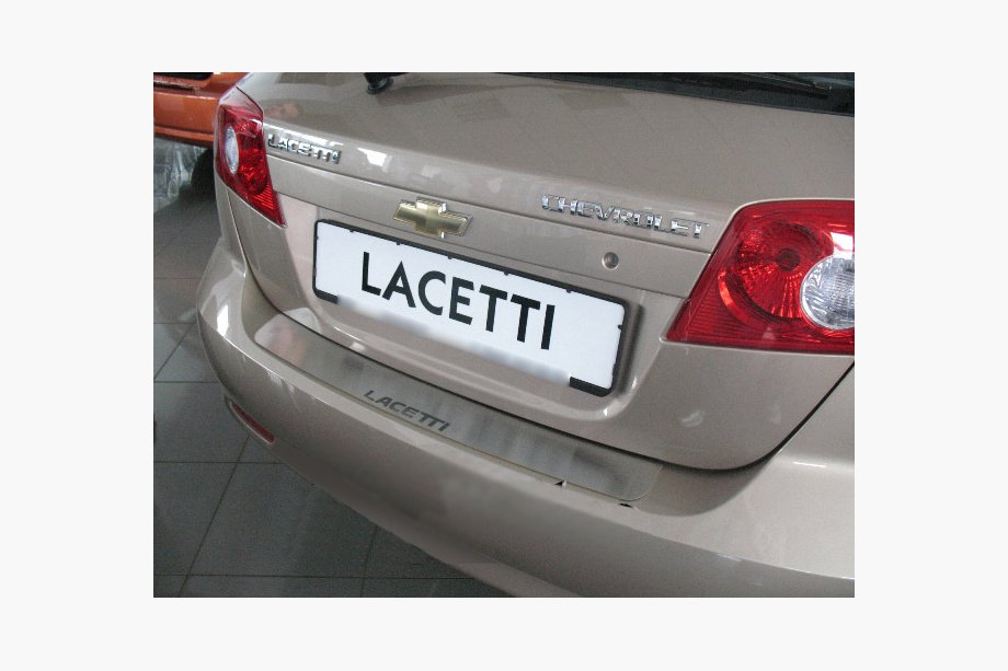 Chevrolet Lacetti 2003–2024 Nerezová lišta zadního nárazníku Natanika Hatchback Image