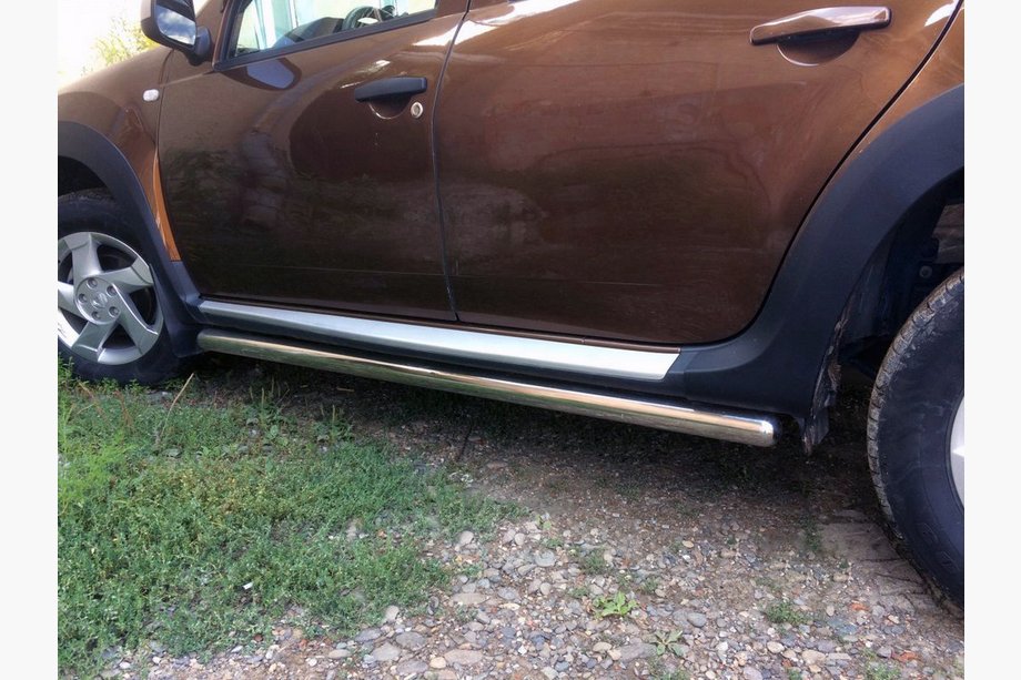 Renault Duster 2008–2017 Boční nerezové trubky bez nášlapů (2 ks) 60 mm Image