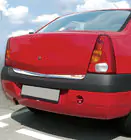 Dacia Logan I 2005–2008 Nerezová lišta spodní hrany víka kufru fotografie 1