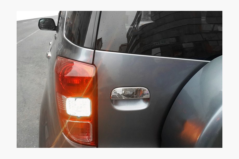 Daihatsu Terios 2006–2017 Kryt madla otevírání víka kufru (nerez) Image