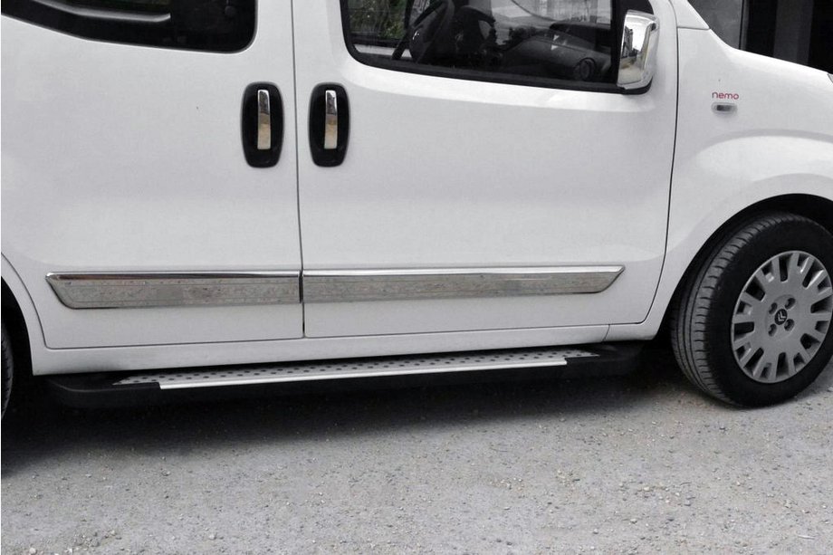 Citroen Nemo 2007–2017 Boční nášlapy Allmond Grey (2 ks, hliníkový profil) Image
