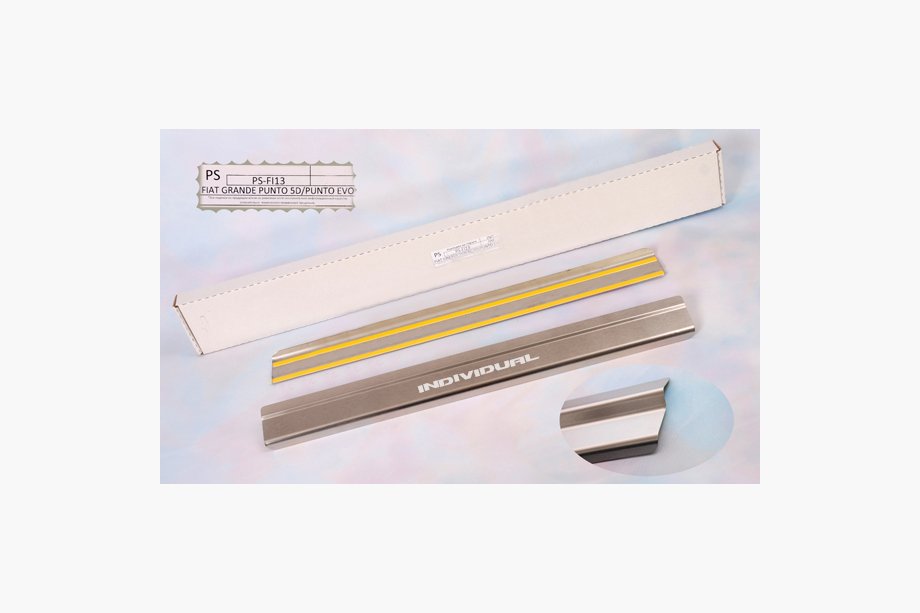 Fiat Punto Grande/EVO 2006–2018 Nerezové kryty prahů Натаніка Standard (2 ks) Image