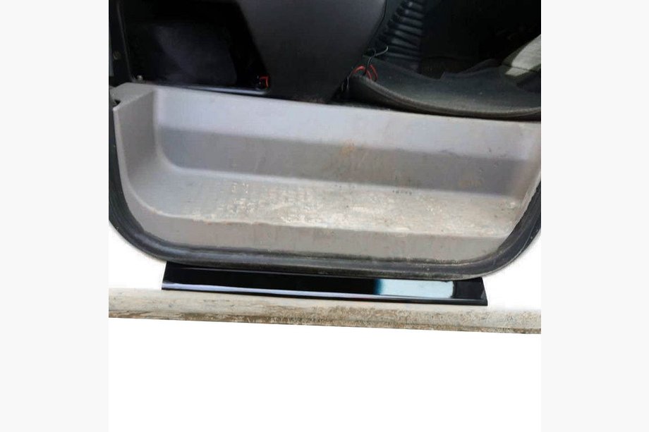 Lada Largus 2012– ABS kryty prahů (2 ks) Image
