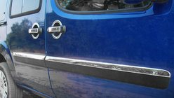 Fiat Doblo I 2005–2010 Dveřní lišty – úzký model (4 ks, nerez) OmsaLine – italská nerezová ocel fotografie 1