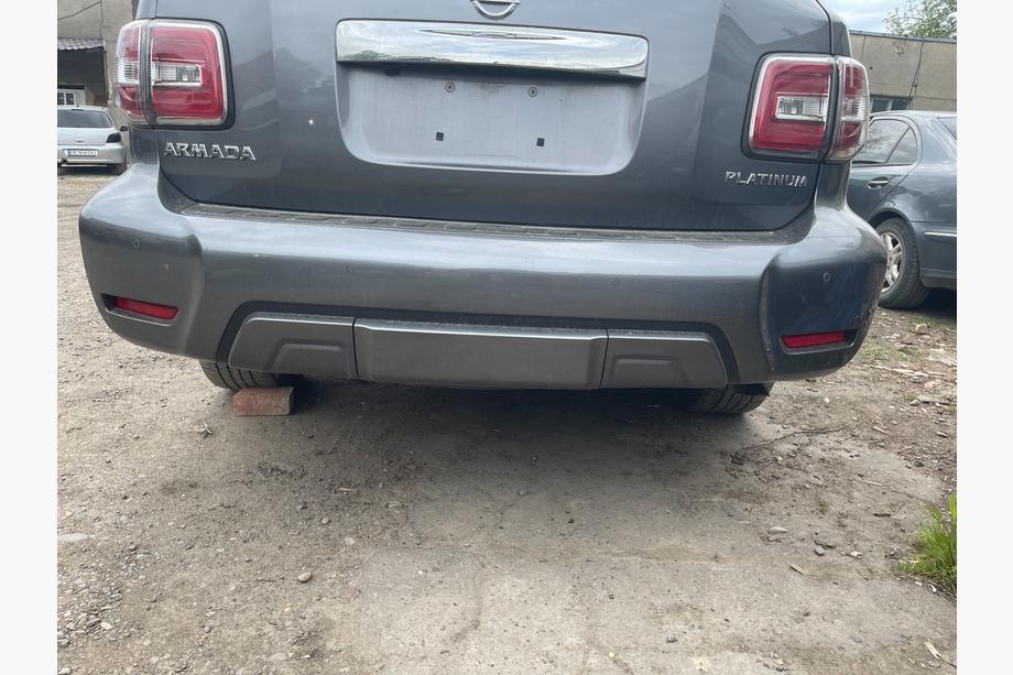 Nissan Armada 2016–2024 Zadní nárazník kompletní (originál, rok 2019) Image