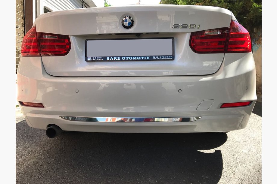 BMW řada 3 F30/F31 2012–2019 Nerezová lišta zadního nárazníku Image