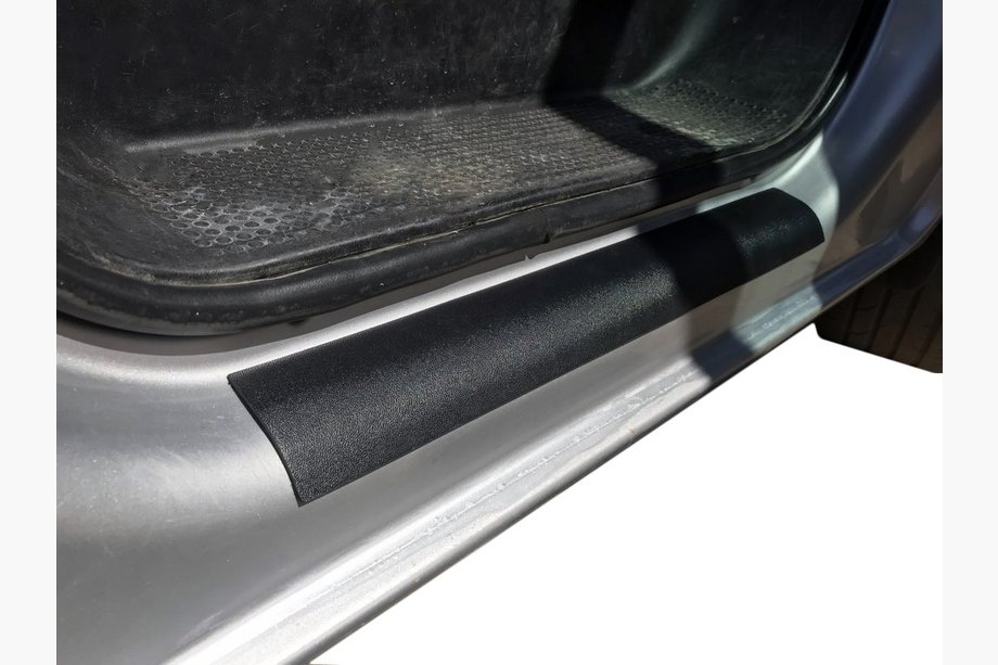 Opel Vivaro 2001–2015 Kryty prahů dveří z ABS plastu (2 ks, DDU) Lesk Image