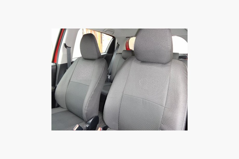 Toyota Yaris 2006–2011 Autopotahy (látkové, Classik) Image