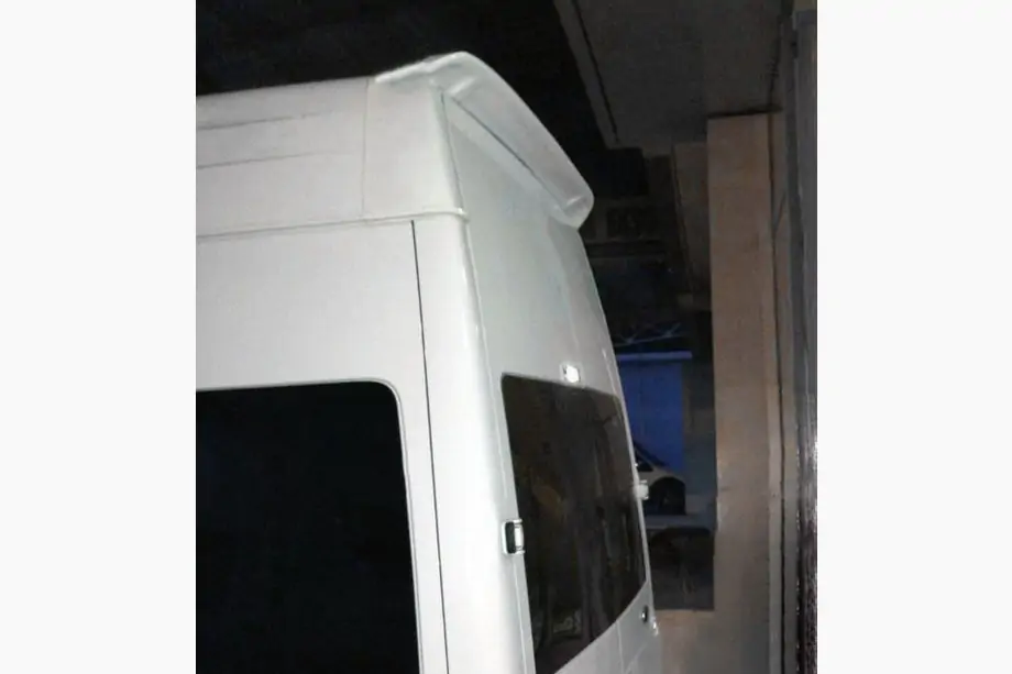 Ford Transit 2000–2014 Střešní spoiler Anatomic pro vysokou střechu (k lakování) Fotografie 2
