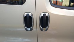 Opel Combo 2012–2018 Nerezové kryty kolem klik dveří (4 ks) Carmos - turecká ocel fotografie 9
