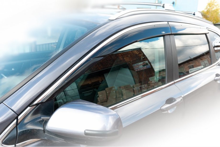 Honda CRV 2017–2022 Okenní deflektory s chromovou lištou (4 ks, HIC) Image