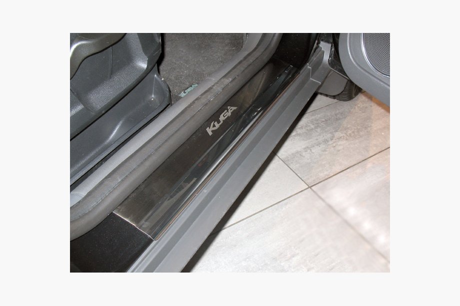 Ford Kuga 2008–2013 Nerezové kryty prahů Nataniko (4 ks, nerez) Standard - páska Lohmann, 0,5 mm Image