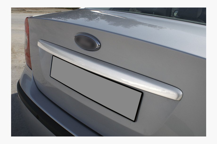 Ford Focus II 2005–2008 Nerezová lišta na víko kufru (sedan) Carmos - turecká ocel Image